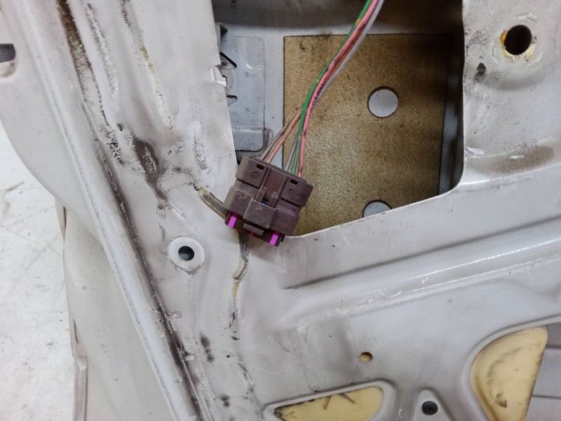 Recambio de puerta delantera izquierda para citroën xsara (n1) 2.0 hdi 90 referencia OEM IAM    Recambio de puerta delantera izquierda para citroën xsara (n1) 2.0 hdi 90 referencia OEM IAM