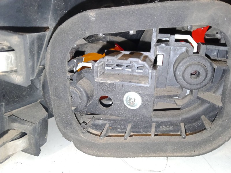 Recambio de piloto trasero derecho para seat ibiza iii (6l1) 1.9 tdi referencia OEM IAM    Recambio de piloto trasero derecho para seat ibiza iii (6l1) 1.9 tdi referencia OEM IAM