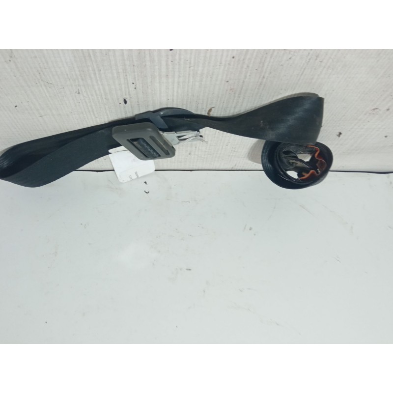 Recambio de cinturon seguridad trasero central para fiat bravo i (182_) 1.4 (182.ag) referencia OEM IAM 0424117 224117  Recambio de cinturon seguridad trasero central para fiat bravo i (182_) 1.4 (182.ag) referencia OEM IAM 0424117 224117