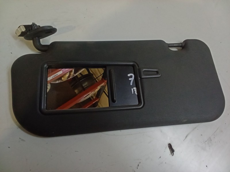 Recambio de parasol izquierdo para hyundai i20 ii (gb, ib) 1.0 t-gdi referencia OEM IAM    Recambio de parasol izquierdo para hyundai i20 ii (gb, ib) 1.0 t-gdi referencia OEM IAM