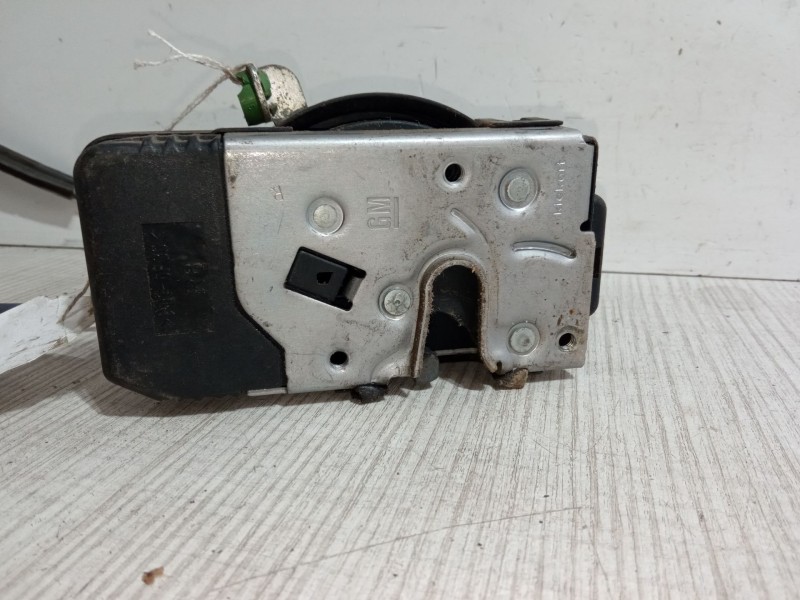 Recambio de cerradura puerta delantera derecha para opel zafira a monospace (t98) 2.0 dti 16v (f75) referencia OEM IAM 24444016 