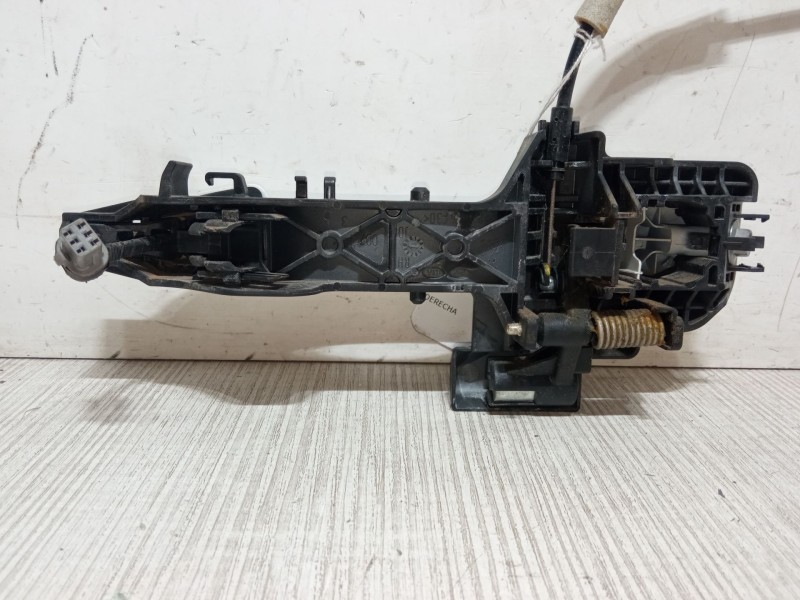 Recambio de maneta exterior puerta delantera derecha para kia cee´d (jd) 1.6 gt referencia OEM IAM   
