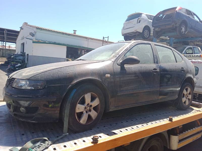 SEAT LEON (1M1)