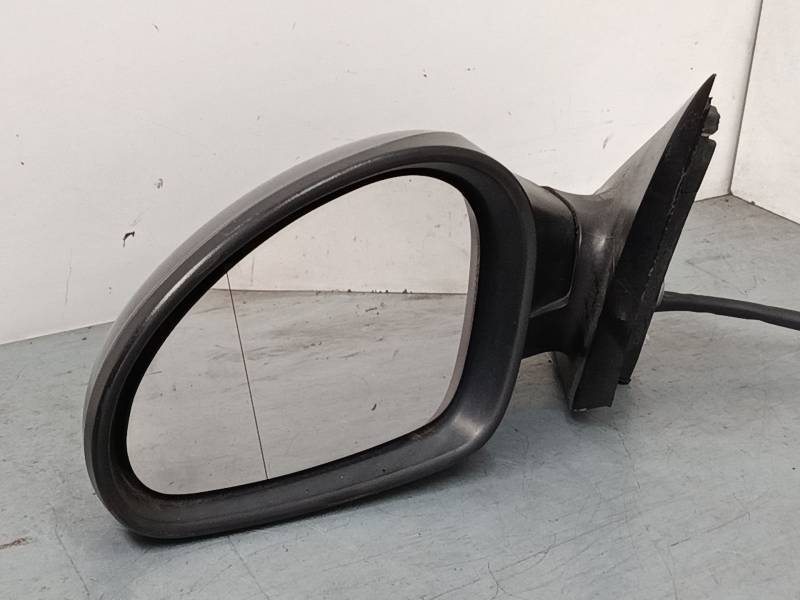 RETROVISOR IZQUIERDO 
