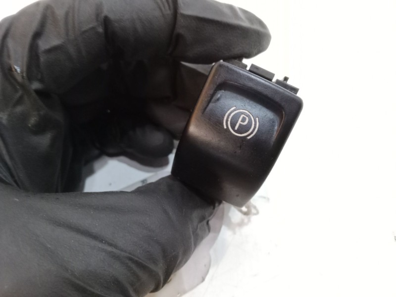 Recambio de boton freno mano para opel meriva b monospace (s10) 1.6 cdti (75) referencia OEM IAM    Recambio de boton freno mano para opel meriva b monospace (s10) 1.6 cdti (75) referencia OEM IAM