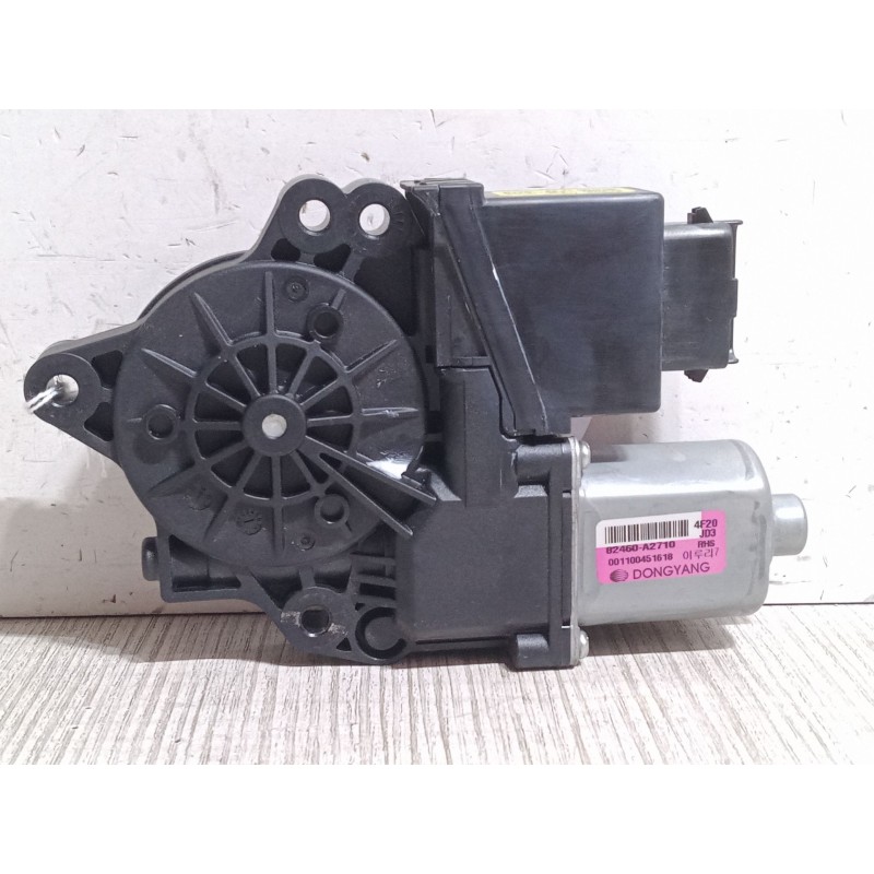 Recambio de motor elevaluna delantero derecho para kia cee´d (jd) 1.6 gt referencia OEM IAM 82460A2710  