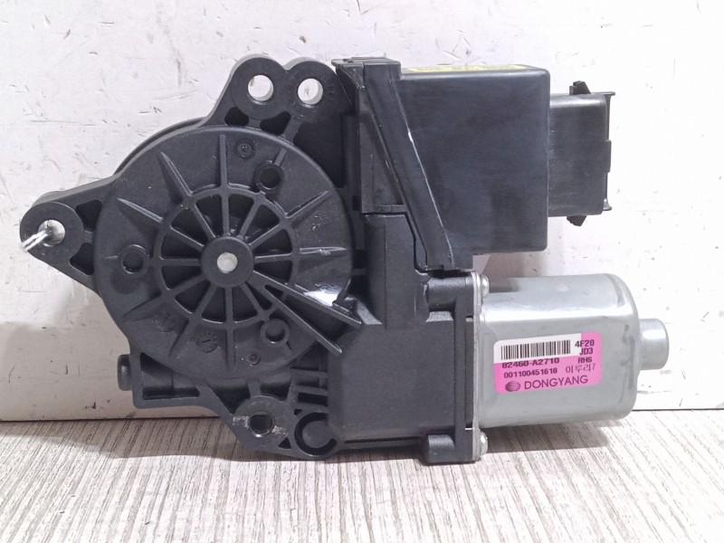 Recambio de motor elevaluna delantero derecho para kia cee´d (jd) 1.6 gt referencia OEM IAM 82460A2710  