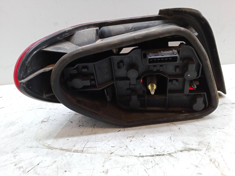 Recambio de piloto trasero derecho para citroën xsara (n1) 2.0 hdi 90 referencia OEM IAM   