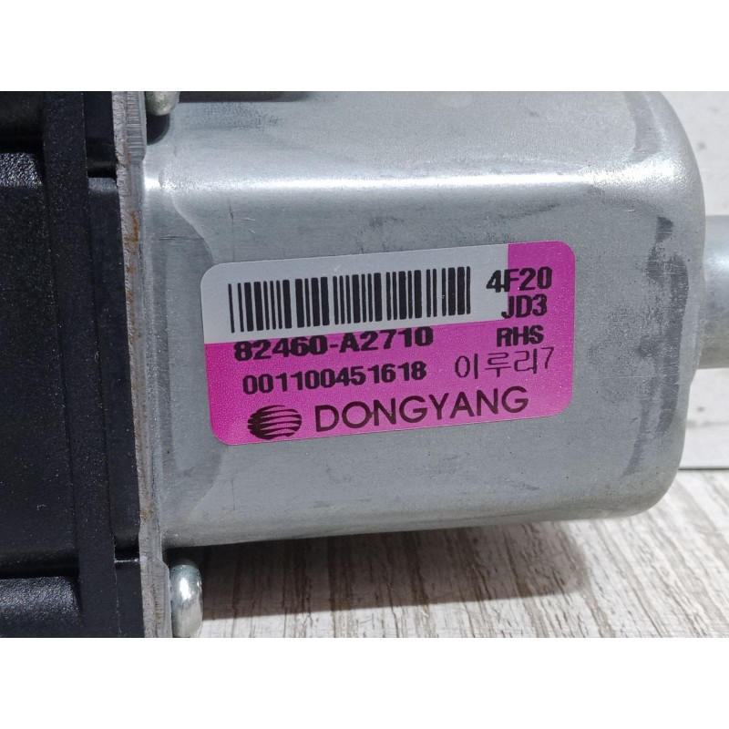 Recambio de motor elevaluna delantero derecho para kia cee´d (jd) 1.6 gt referencia OEM IAM 82460A2710  