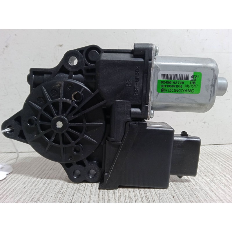 Recambio de motor elevaluna delantero izquierdo para kia cee´d (jd) 1.6 gt referencia OEM IAM 82450A2710  