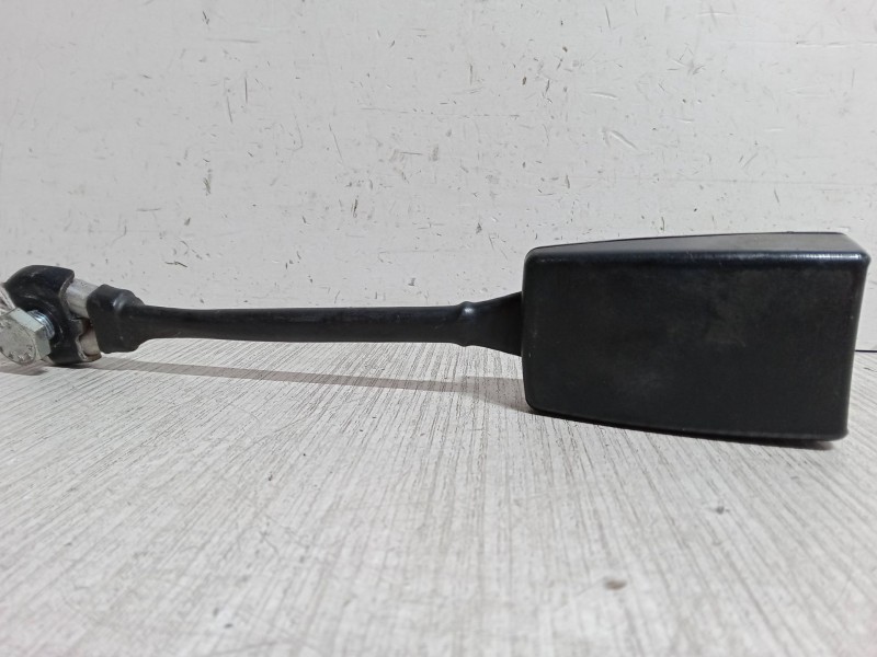 Recambio de anclaje cinturon delantero derecho para citroën nemo furgoneta/monovolumen (aa_) 1.4 hdi referencia OEM IAM   