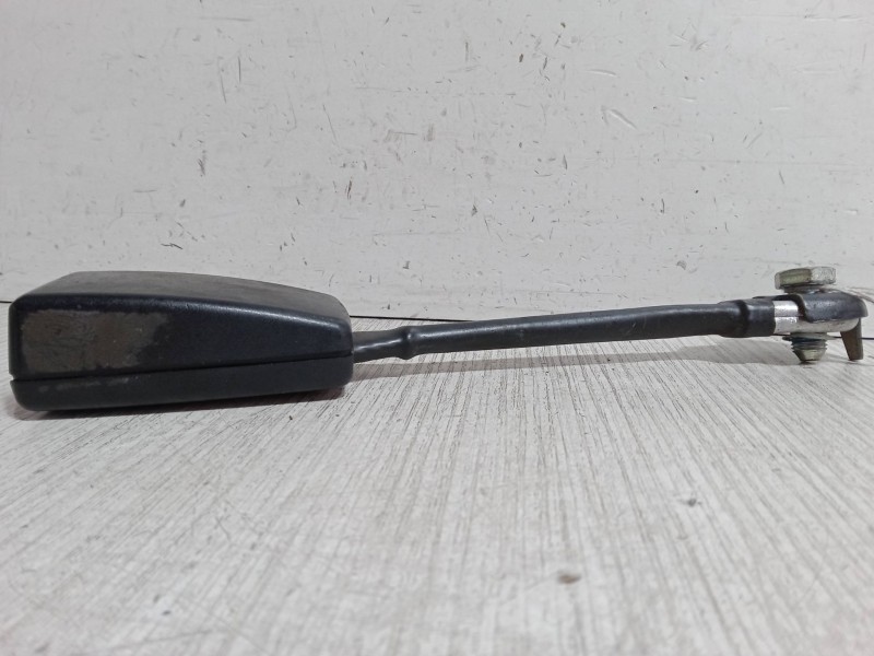 Recambio de anclaje cinturon delantero derecho para citroën nemo furgoneta/monovolumen (aa_) 1.4 hdi referencia OEM IAM   