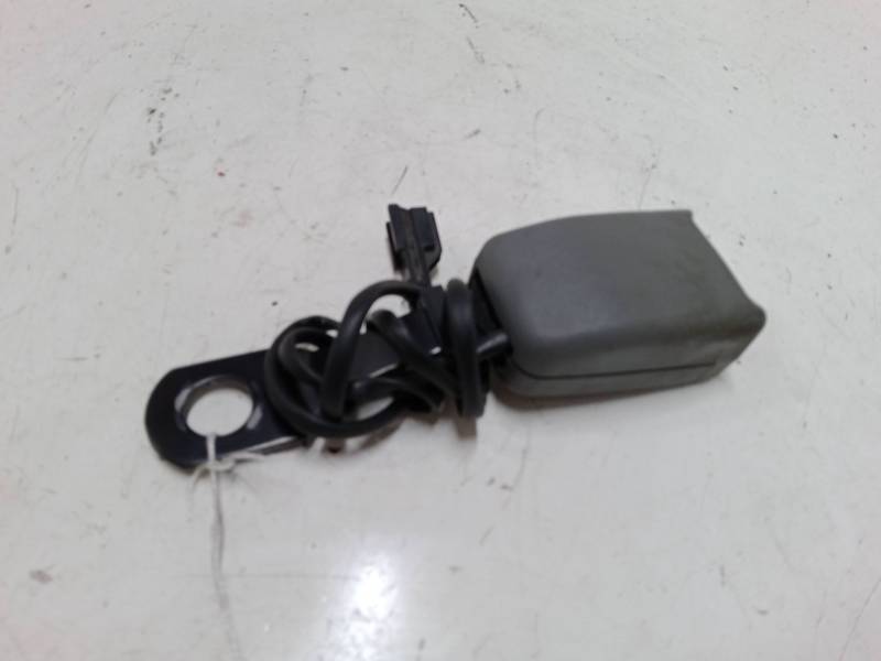 ANCLAJE CINTURON DELANTERO IZQUIERDO 