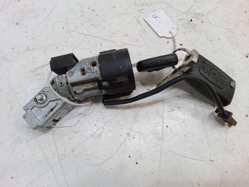 Recambio de clausor para citroën c4 ii (nc_) 1.6 hdi 90 referencia OEM IAM 9663123380  