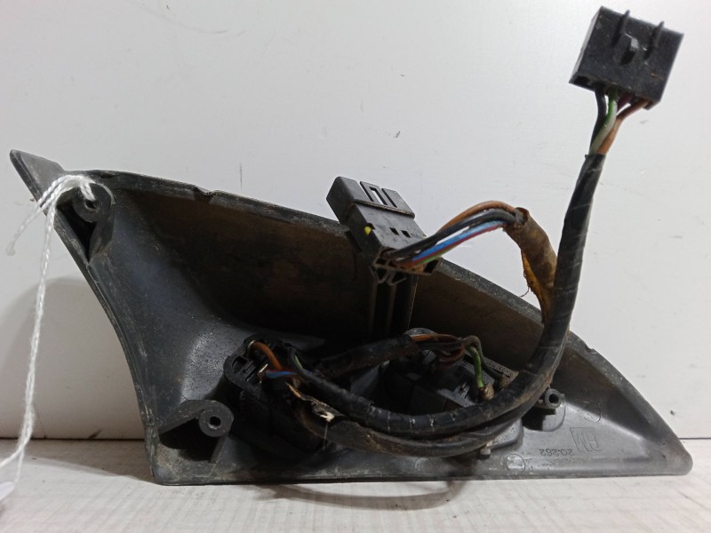 Recambio de mando elevalunas delantero izquierdo para opel corsa a hatchback (s83) 1.0 (f08, m08, f68, m68) referencia OEM IAM  