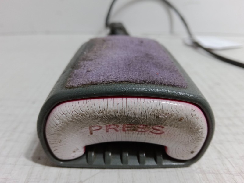 Recambio de anclaje cinturon delantero derecho para chevrolet lacetti (j200) 2.0 d referencia OEM IAM   