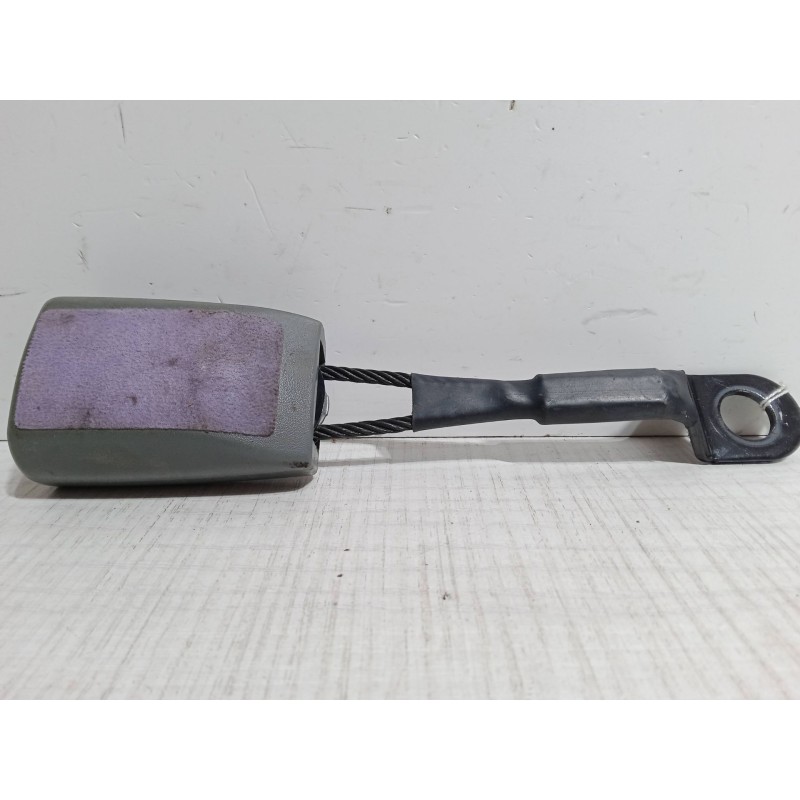 Recambio de anclaje cinturon delantero izquierdo para chevrolet lacetti (j200) 2.0 d referencia OEM IAM   