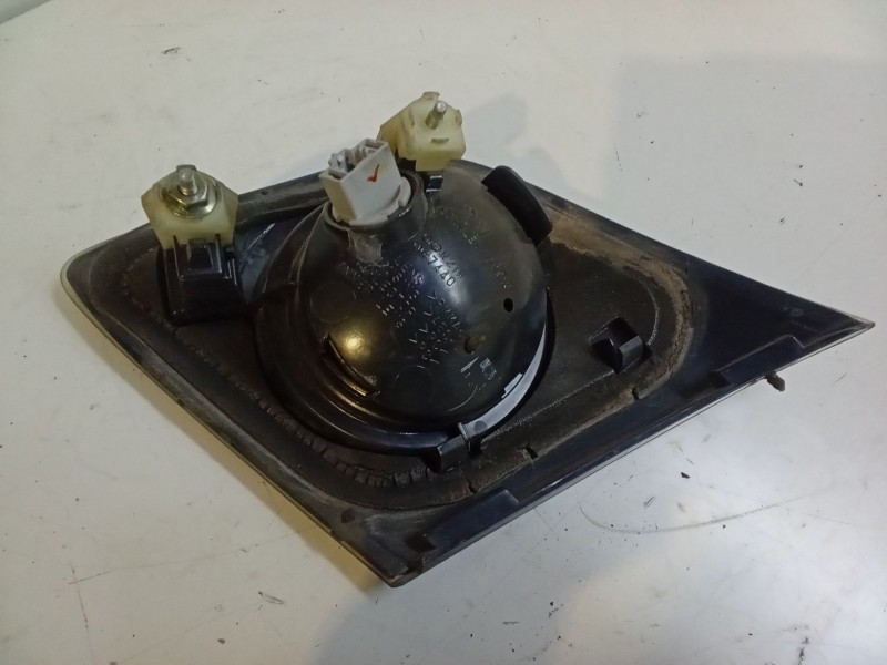 Recambio de piloto trasero porton izquierdo para mazda 3 (bk) 1.6 di turbo referencia OEM IAM    Recambio de piloto trasero porton izquierdo para mazda 3 (bk) 1.6 di turbo referencia OEM IAM