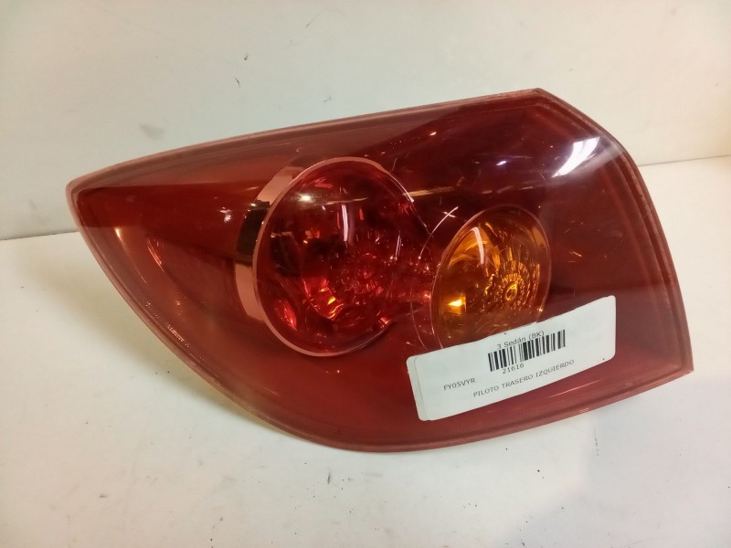 Recambio de piloto trasero izquierdo para mazda 3 sedán (bk) 2.0 (bkep) referencia OEM IAM   