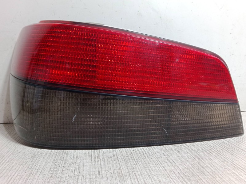 Recambio de piloto trasero izquierdo para peugeot 306 hatchback (7a, 7c, n3, n5) 1.9 d referencia OEM IAM   