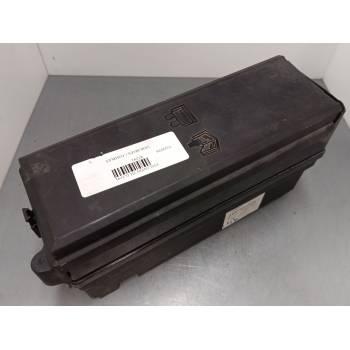 CAJA RELES / FUSIBLES YMB507380A 