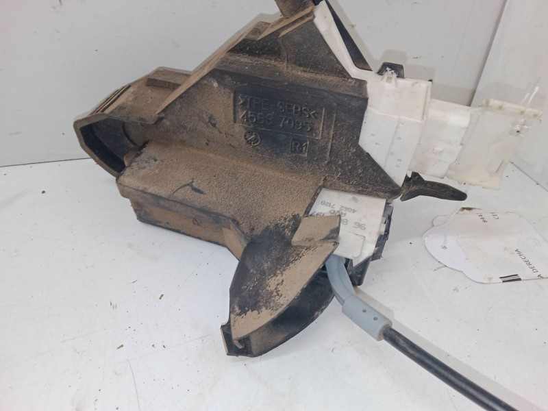 Recambio de cerradura puerta delantera derecha para citroën c4 ii (nc_) 1.6 hdi 90 referencia OEM IAM 45887095   Recambio de cerradura puerta delantera derecha para citroën c4 ii (nc_) 1.6 hdi 90 referencia OEM IAM 45887095