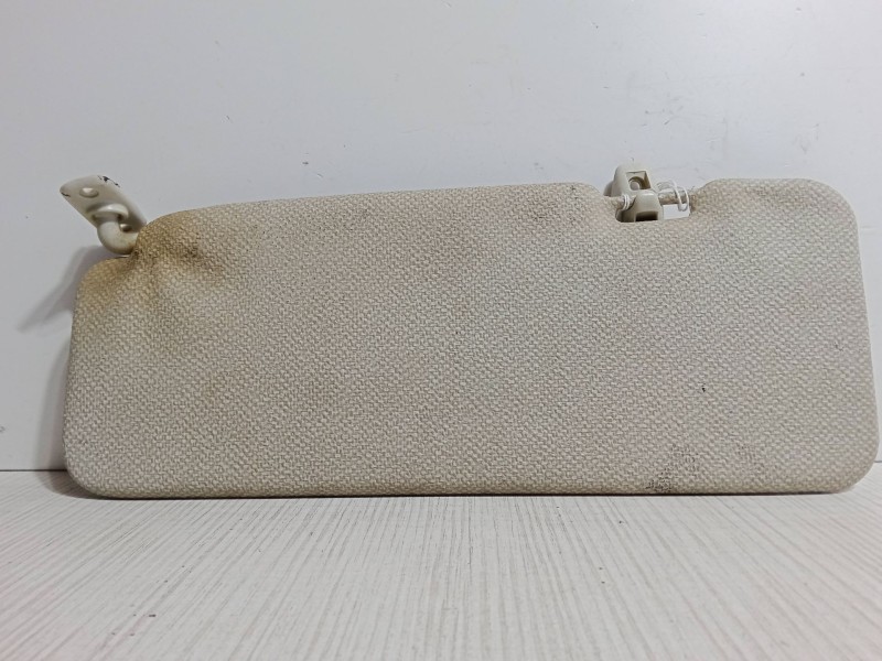 Recambio de parasol izquierdo para volkswagen polo classic (86c, 80) 1.3 cat referencia OEM IAM   