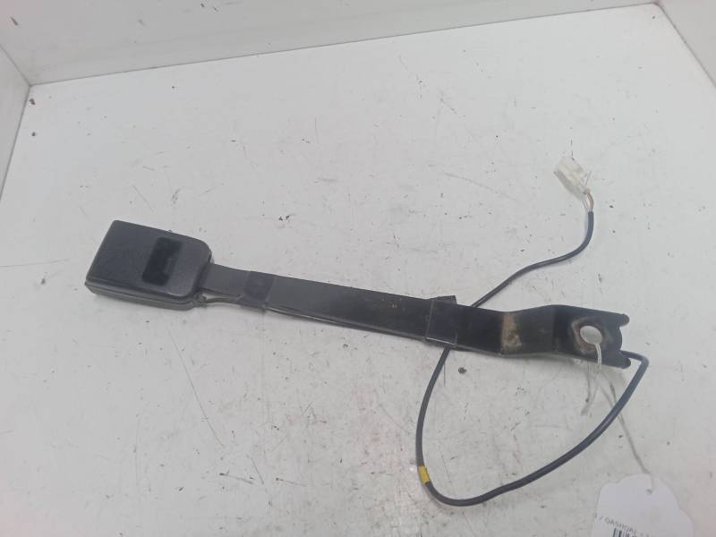 ANCLAJE CINTURON DELANTERO IZQUIERDO 