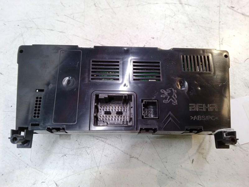 Recambio de mando climatizador para peugeot 5008 (0u_, 0e_) 1.6 hdi referencia OEM IAM 96839635XT  400017007