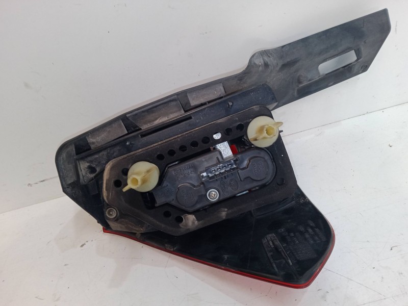 Recambio de piloto trasero derecho para ford galaxy ii (wa6) 2.0 tdci referencia OEM IAM   