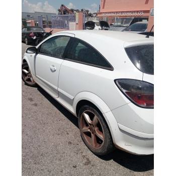 OPEL ASTRA H GTC (A04)