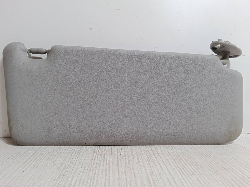 Recambio de parasol izquierdo para toyota iq (_j1_) 1.33 (ngj10_) referencia OEM IAM   