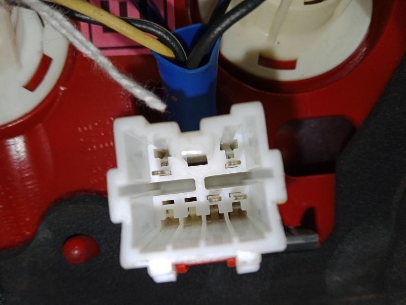 Recambio de piloto trasero porton derecho para chevrolet lacetti (j200) 2.0 d referencia OEM IAM   