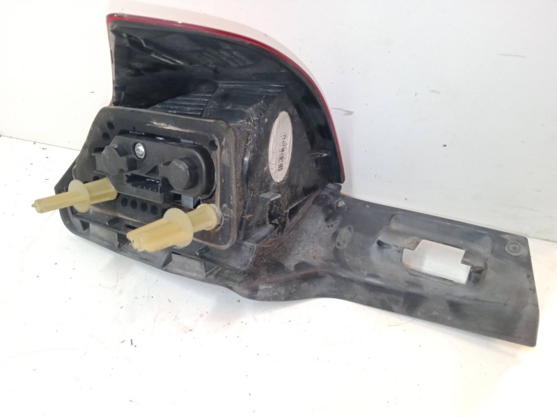 Recambio de piloto trasero izquierdo para ford galaxy ii (wa6) 2.0 tdci referencia OEM IAM   