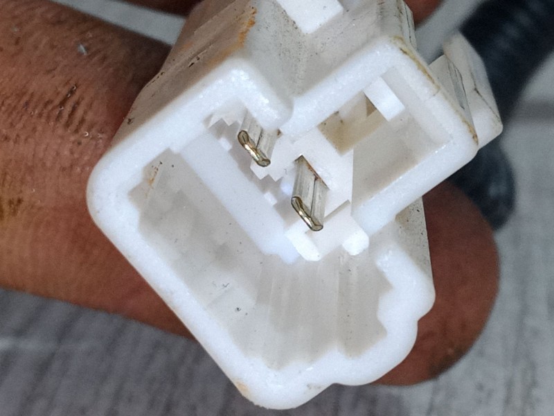 Recambio de anclaje cinturon delantero izquierdo para kia cee´d (jd) 1.6 gt referencia OEM IAM   