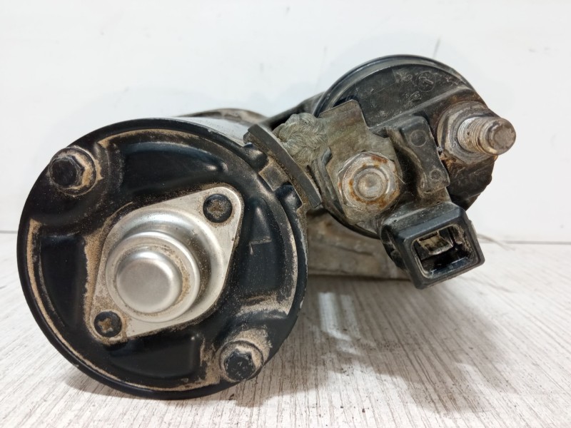 Recambio de motor arranque para volkswagen polo (9n_, 9a_) 1.2 referencia OEM IAM 0001120400  