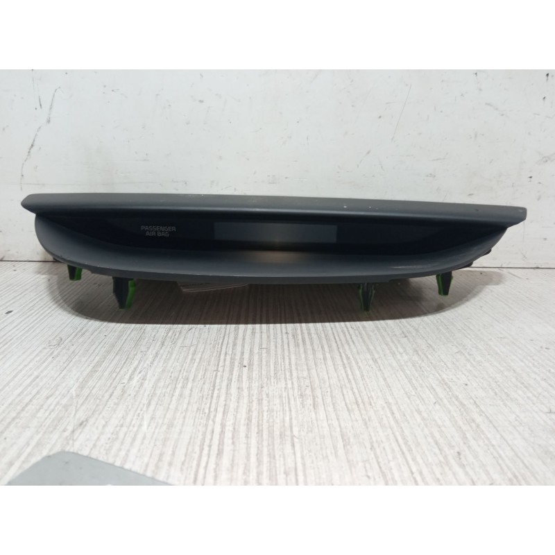 Recambio de pantalla interior reloj para kia cee´d (jd) 1.6 gt referencia OEM IAM   
