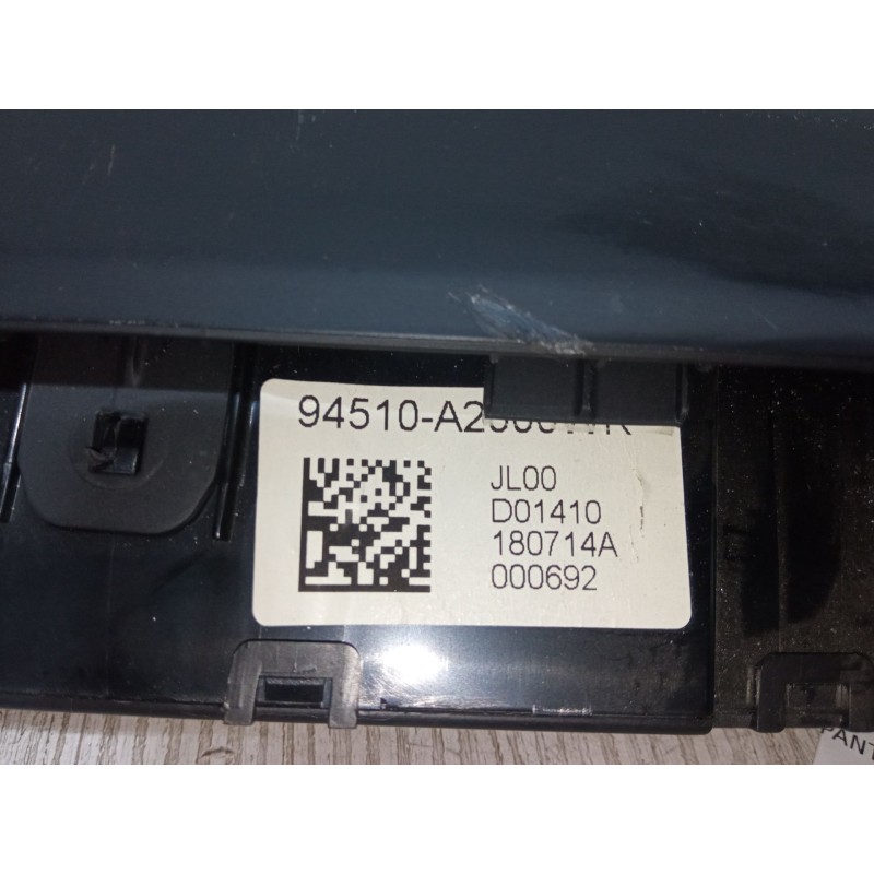 Recambio de pantalla interior reloj para kia cee´d (jd) 1.6 gt referencia OEM IAM   