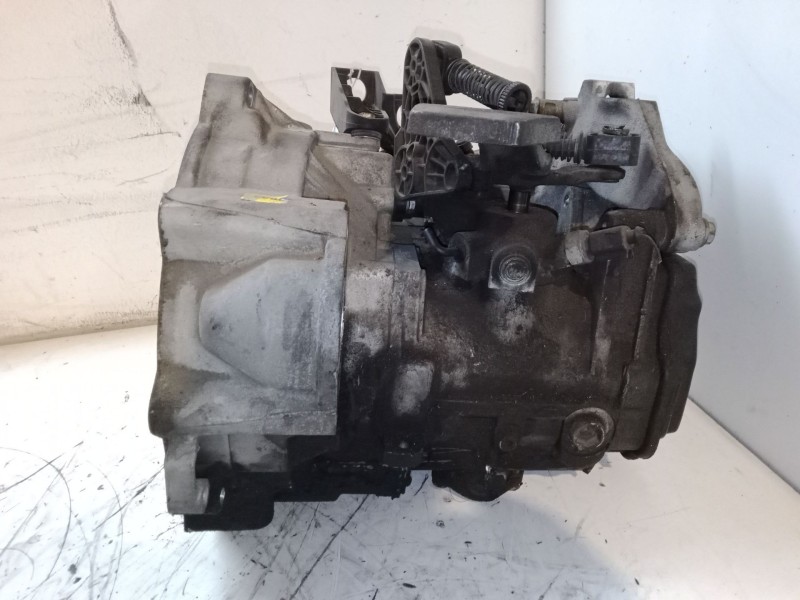 Recambio de caja de cambios manual 5 velocidades para skoda octavia ii (1z3) 1.6 tdi referencia OEM IAM   