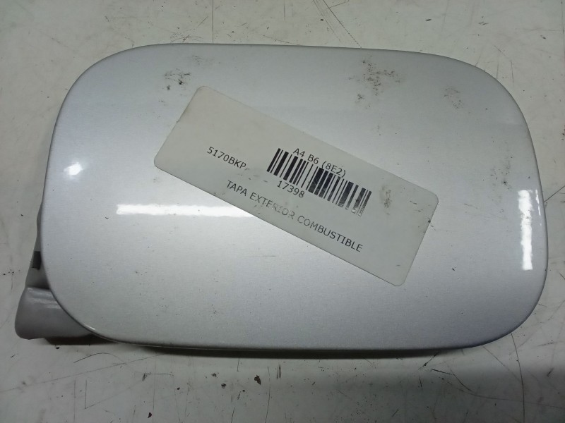 Recambio de tapa exterior combustible para audi a4 b6 (8e2) 1.9 tdi referencia OEM IAM    Recambio de tapa exterior combustible para audi a4 b6 (8e2) 1.9 tdi referencia OEM IAM