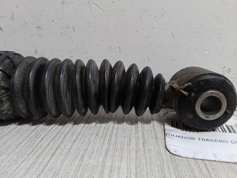 Recambio de amortiguador trasero derecho para peugeot 206 hatchback (2a/c) 1.4 16v referencia OEM IAM   