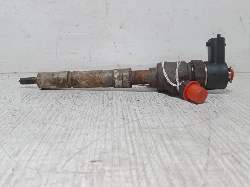 Recambio de inyector para opel corsa d (s07) 1.3 cdti (l08, l68) referencia OEM IAM    Recambio de inyector para opel corsa d (s07) 1.3 cdti (l08, l68) referencia OEM IAM