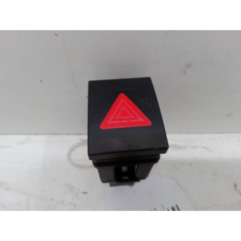 Recambio de warning para volkswagen polo (9n_, 9a_) 1.2 referencia OEM IAM   