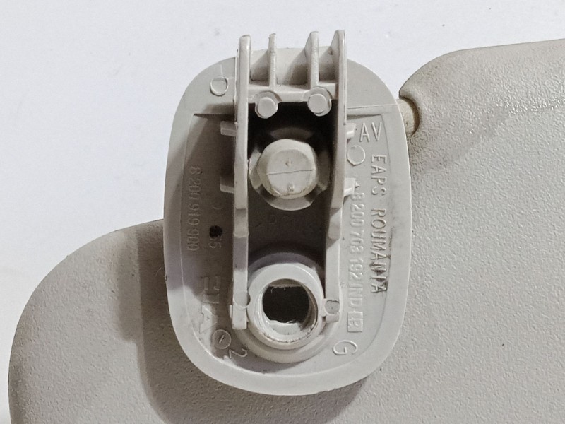 Recambio de parasol izquierdo para dacia sandero 1.4 (bs0c, bs0a, bs0g, bs1f, bs0e) referencia OEM IAM   