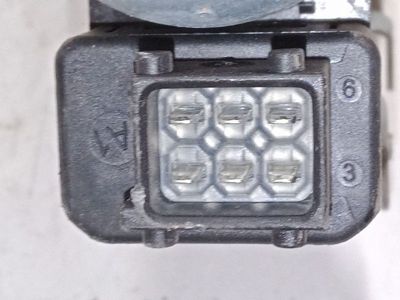 Recambio de elevalunas electrico delantero izquierdo para opel meriva a monospace (x03) 1.3 cdti (e75) referencia OEM IAM 931895