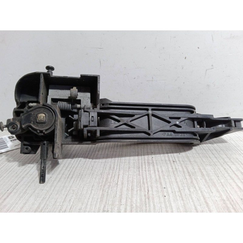 Recambio de maneta exterior puerta delantera izquierda para ford fusion (ju_) 1.4 tdci referencia OEM IAM    Recambio de maneta exterior puerta delantera izquierda para ford fusion (ju_) 1.4 tdci referencia OEM IAM