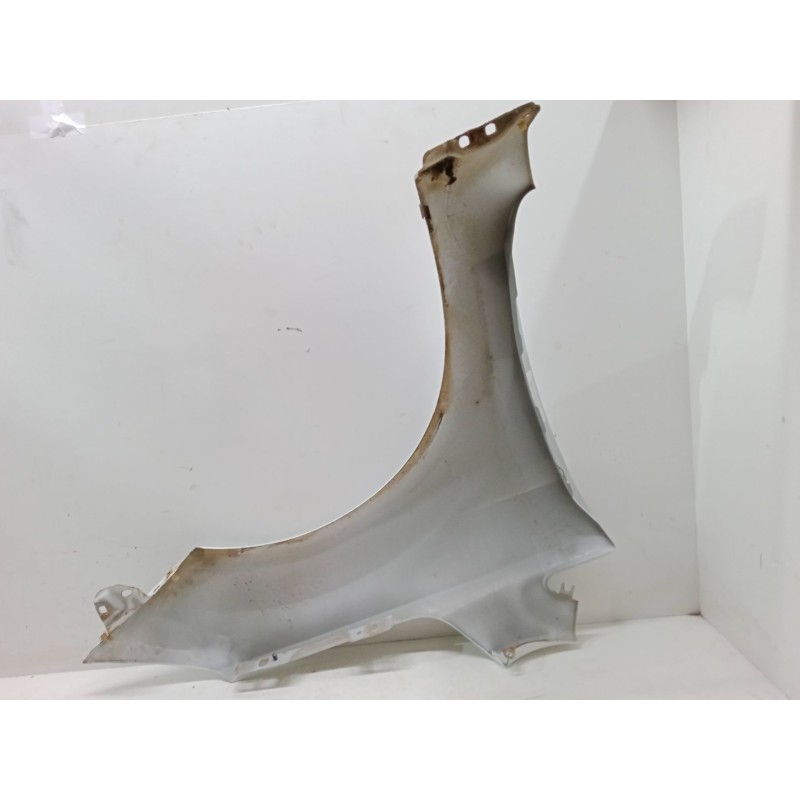 Recambio de aleta delantera izquierda para ford focus ii (da_, hcp, dp) 1.6 tdci referencia OEM IAM    Recambio de aleta delantera izquierda para ford focus ii (da_, hcp, dp) 1.6 tdci referencia OEM IAM