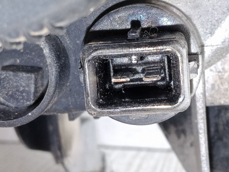 Recambio de faro antiniebla trasero izquierdo para peugeot 206 hatchback (2a/c) 1.4 16v referencia OEM IAM 9628734080  