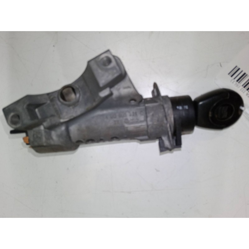 Recambio de clausor para seat ibiza iii (6l1) 1.4 16v referencia OEM IAM   