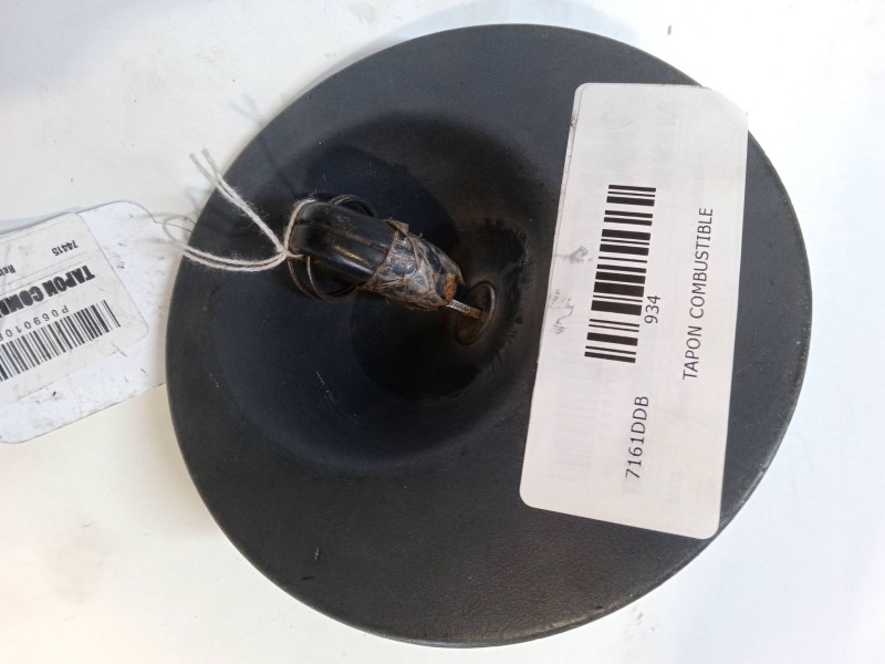 Recambio de tapon combustible para renault kangoo express (fc0/1_) 1.5 dci (fc07, fc1r) referencia OEM IAM   